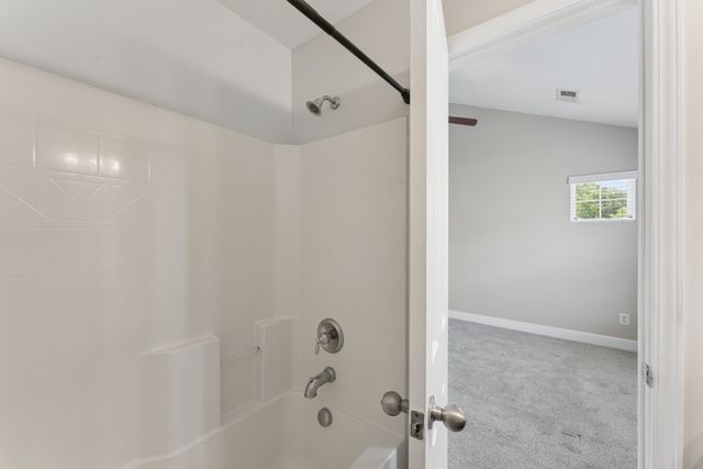 531 Saint Jules Ln, Nashville, TN 37211