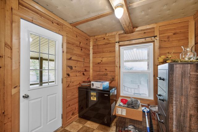 978 State Hwy 1064, Woodbine, KY 40771