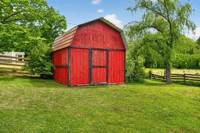 978 State Hwy 1064, Woodbine, KY 40771