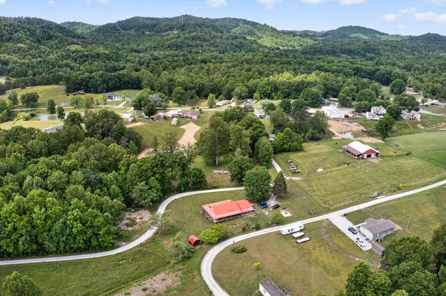 978 State Hwy 1064, Woodbine, KY 40771