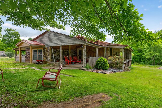 978 State Hwy 1064, Woodbine, KY 40771