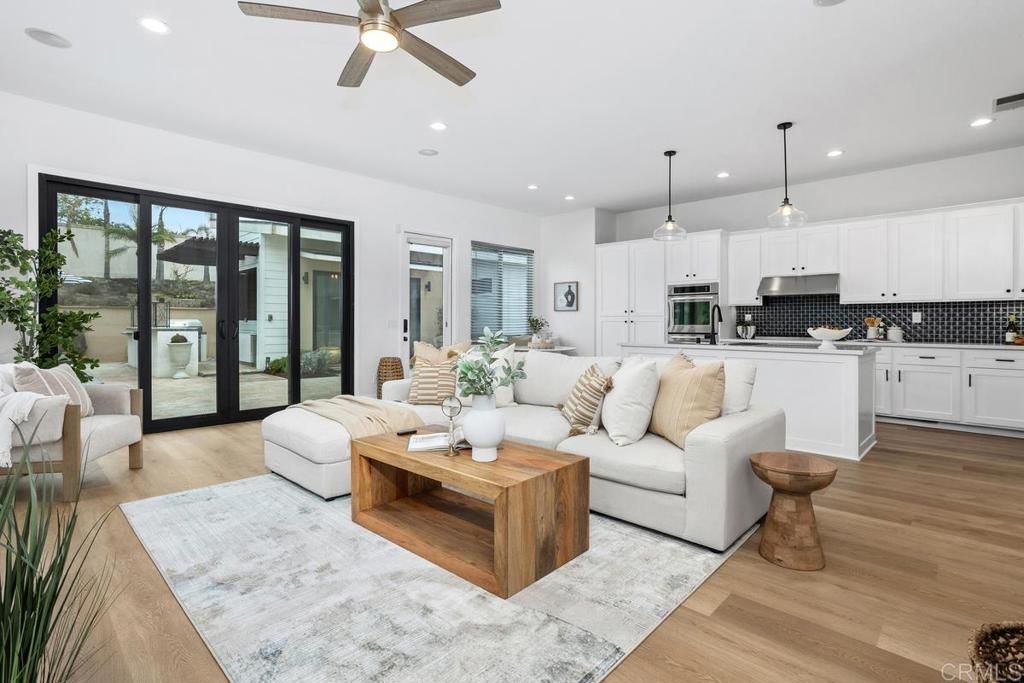 1738 Oriole Ct, Carlsbad, CA 92011