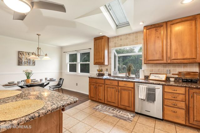 24 Fairview Drive, Middletown, NJ 07748