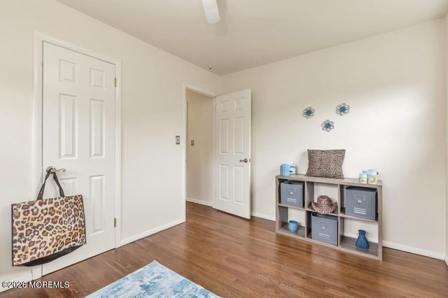 24 Fairview Drive, Middletown, NJ 07748