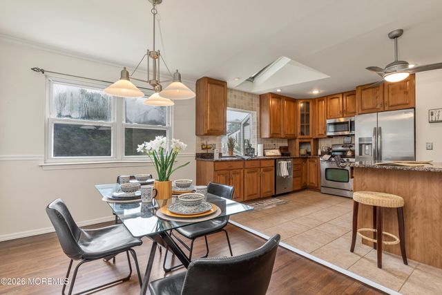 24 Fairview Drive, Middletown, NJ 07748