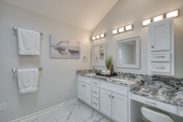 204 Hogan Ln, Columbia, TN 38401