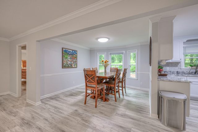 204 Hogan Ln, Columbia, TN 38401