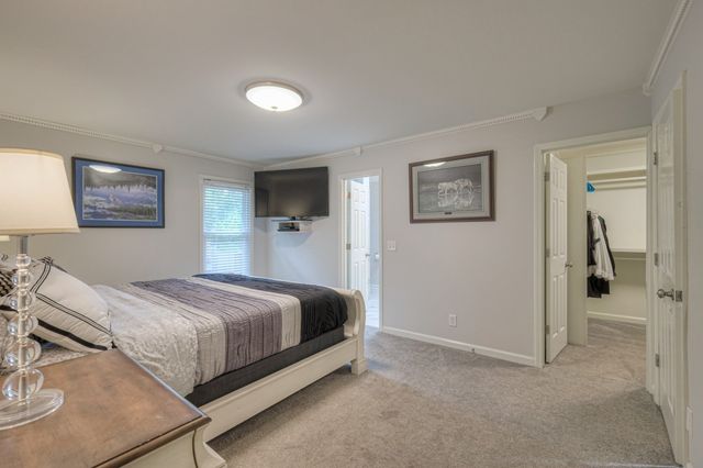 204 Hogan Ln, Columbia, TN 38401