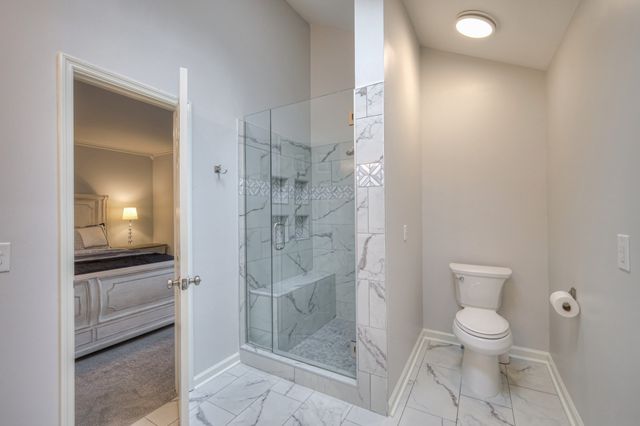 204 Hogan Ln, Columbia, TN 38401