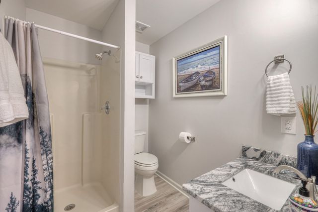 204 Hogan Ln, Columbia, TN 38401