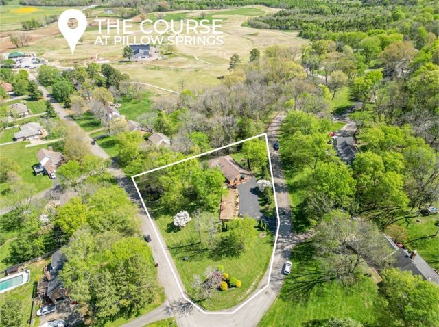 204 Hogan Ln, Columbia, TN 38401