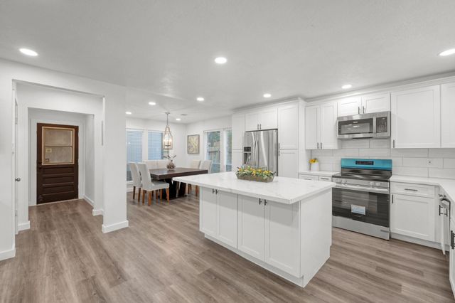 26 Wishbonebush Road, The Woodlands, TX 77380