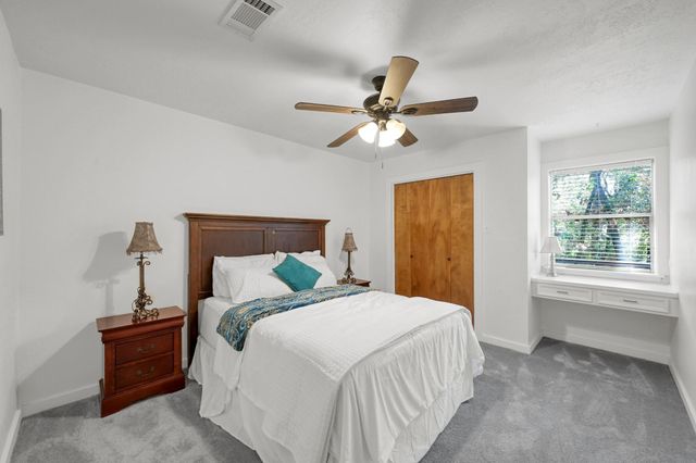 26 Wishbonebush Road, The Woodlands, TX 77380