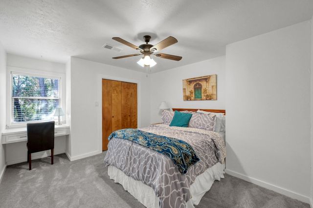 26 Wishbonebush Road, The Woodlands, TX 77380