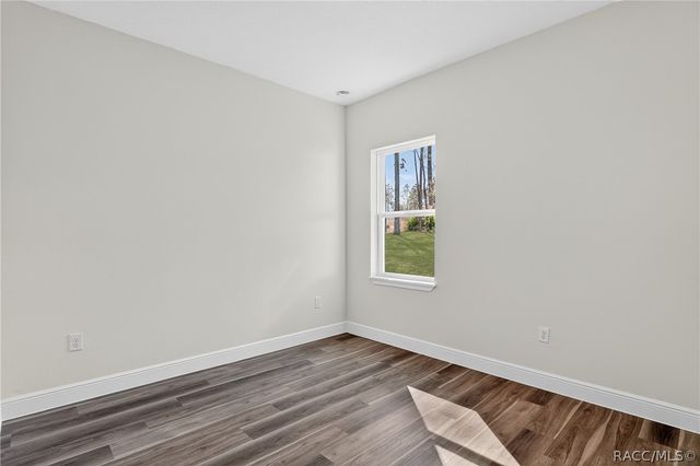 1957 W Oliver Drive, Citrus Springs, FL 34434