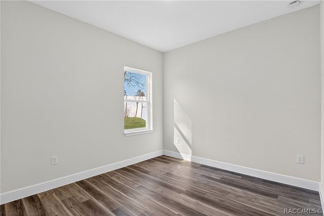 1957 W Oliver Drive, Citrus Springs, FL 34434