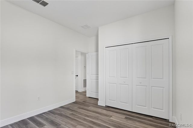 1957 W Oliver Drive, Citrus Springs, FL 34434