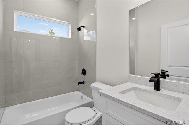 1957 W Oliver Drive, Citrus Springs, FL 34434