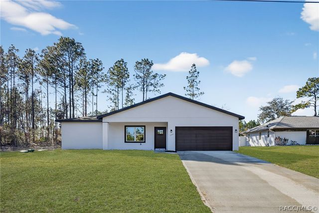 1957 W Oliver Drive, Citrus Springs, FL 34434