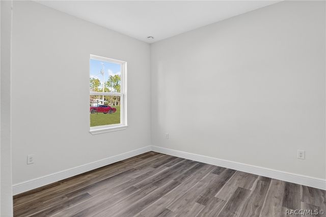 1957 W Oliver Drive, Citrus Springs, FL 34434