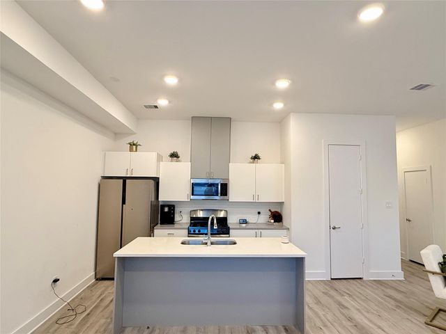 9609 Habitat Street, Houston, TX 77075