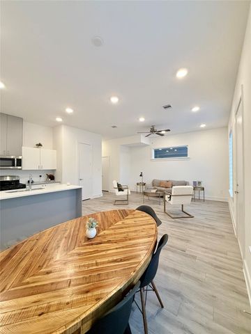 9609 Habitat Street, Houston, TX 77075