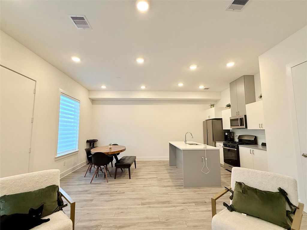 9609 Habitat Street, Houston, TX 77075