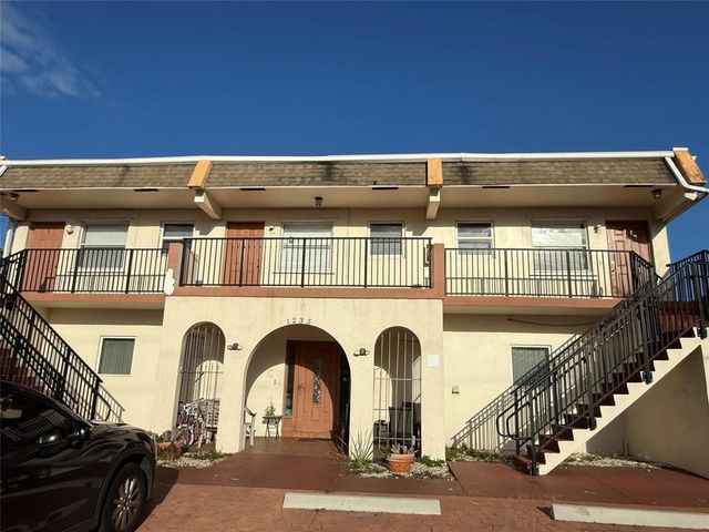 1235 W RIVER Drive 4, Margate, FL 33063