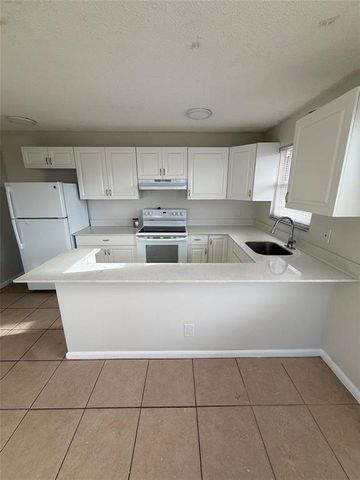 1235 W RIVER Drive 4, Margate, FL 33063