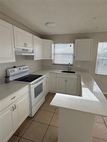 1235 W RIVER Drive 4, Margate, FL 33063
