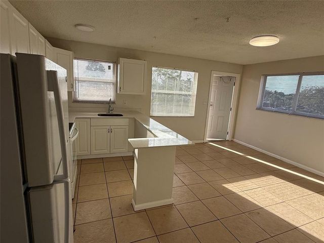 1235 W RIVER Drive 4, Margate, FL 33063