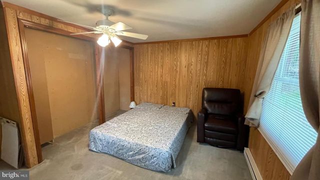 4593 OLD MARTINSBURG RD, Augusta, WV 26704
