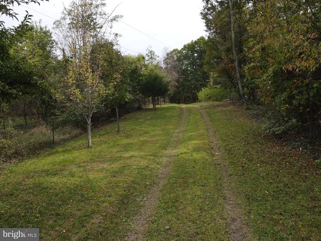 4593 OLD MARTINSBURG RD, Augusta, WV 26704
