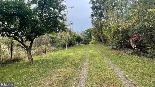 4593 OLD MARTINSBURG RD, Augusta, WV 26704