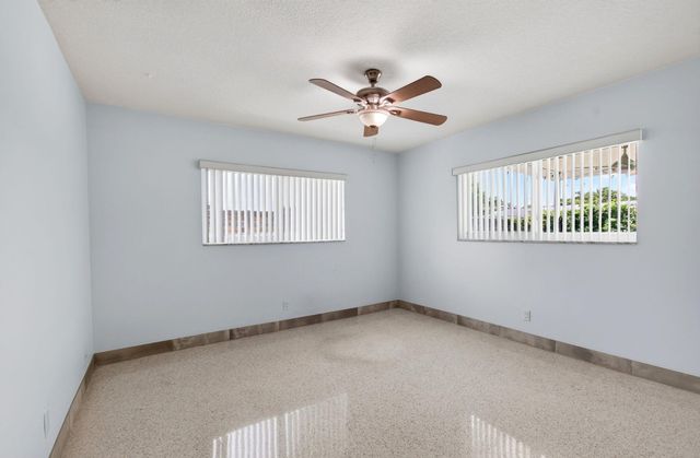 200 NE 28TH Terrace, Boca Raton, FL 33431