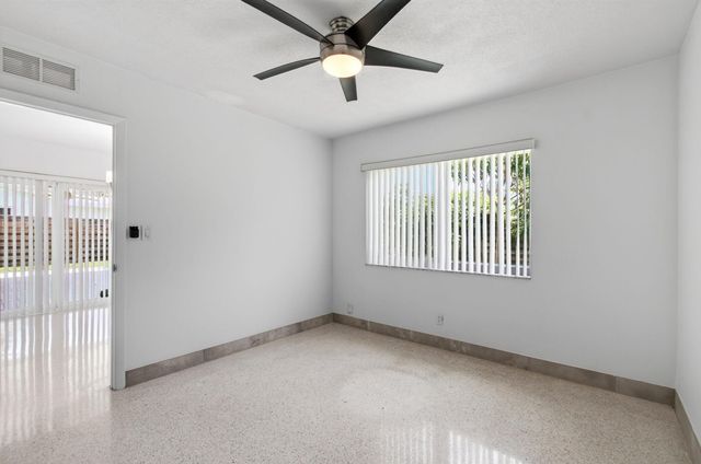 200 NE 28TH Terrace, Boca Raton, FL 33431