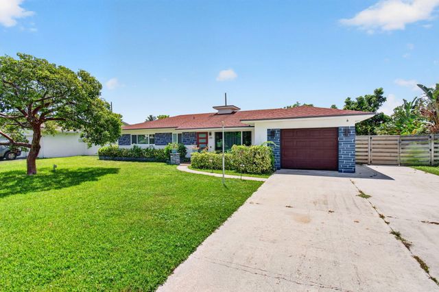 200 NE 28TH Terrace, Boca Raton, FL 33431
