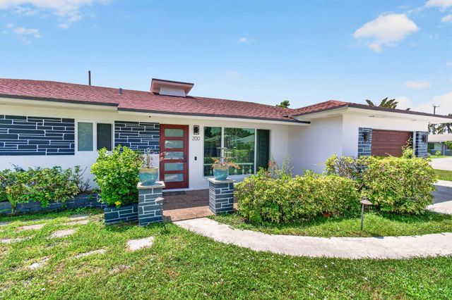 200 NE 28TH Terrace, Boca Raton, FL 33431
