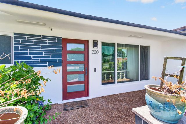 200 NE 28TH Terrace, Boca Raton, FL 33431
