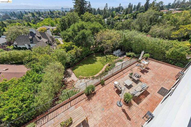 120 Somerset Road, Piedmont, CA 94611