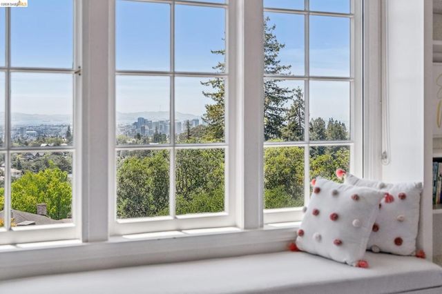 120 Somerset Road, Piedmont, CA 94611