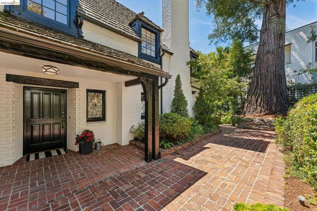 120 Somerset Road, Piedmont, CA 94611