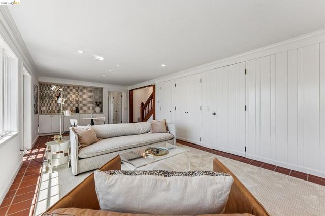 120 Somerset Road, Piedmont, CA 94611