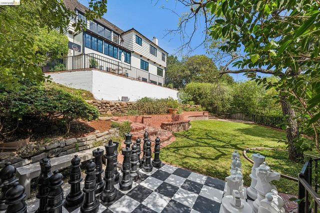 120 Somerset Road, Piedmont, CA 94611
