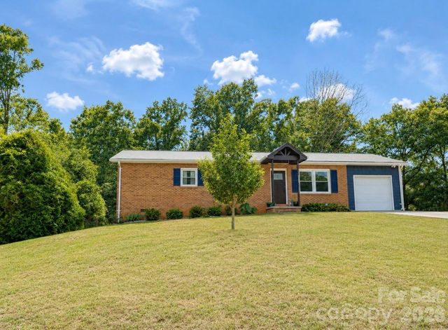 3500 Alta Vista Way, Morganton, NC 28655
