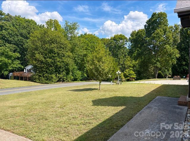 3500 Alta Vista Way, Morganton, NC 28655