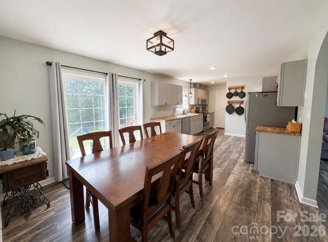 3500 Alta Vista Way, Morganton, NC 28655