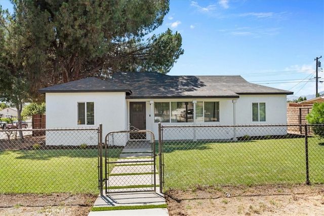 8316 Reseda Avenue, Fontana, CA 92335