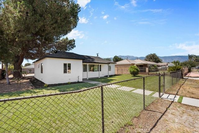 8316 Reseda Avenue, Fontana, CA 92335