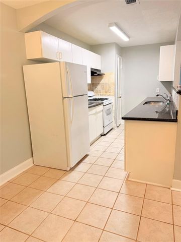 320 Willowick Street, Tomball, TX 77375